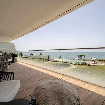Daire The Edge Lujoso Apartamento Con Vistas Al Mar Y Estepona